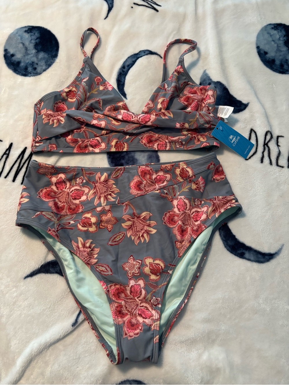 CUPSHE Floral High-Waist Two-Piece Swimsuit - Pink Floral on Gray - Large
